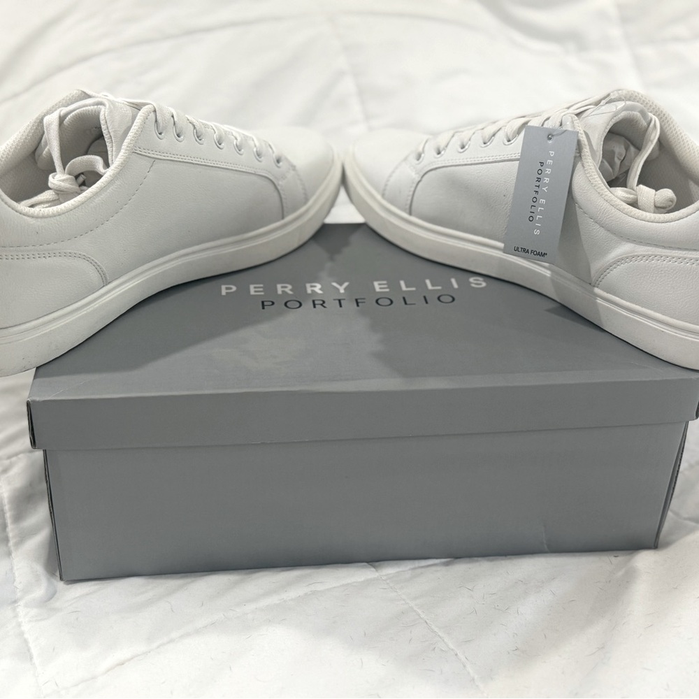Perry Ellis Portfolio Sneakers